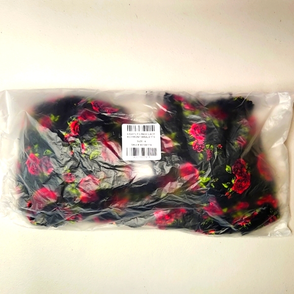 ❤️NWT VINTAGE TORRID LINGERIE - LIGHTLY LINED XO LACE LONGLINE BRALETTE FLORAL - Picture 11 of 12